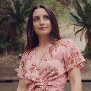 Meet your Posher, Daniela